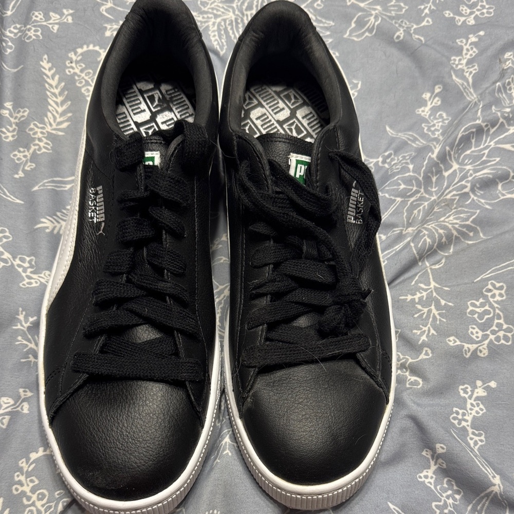 Puma Men's Black Sneakers with White Soles